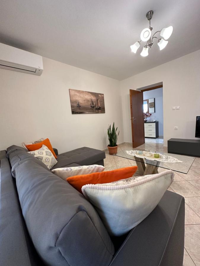 B&S Saranda Apartment Extérieur photo